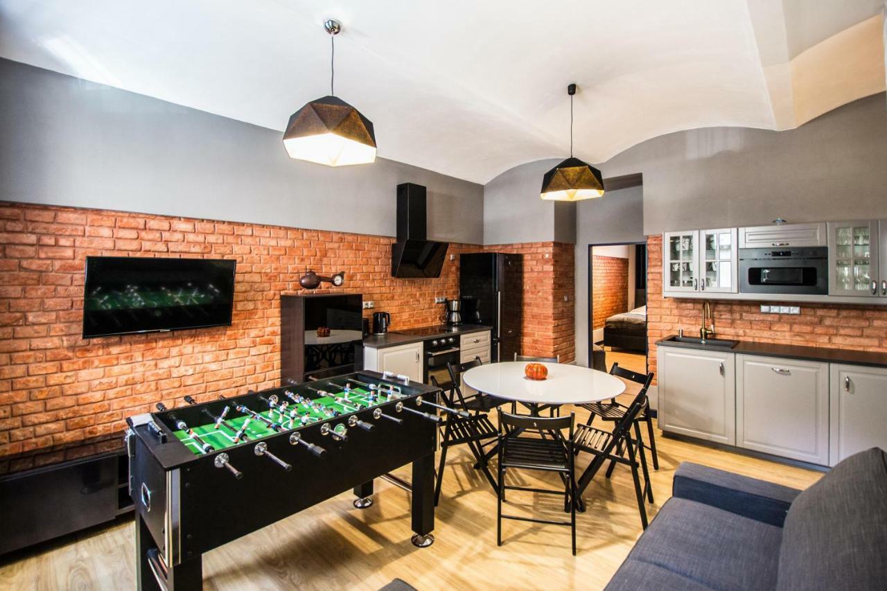 פראג 3Bdr Ruterra Apt With Table Football מראה חיצוני תמונה